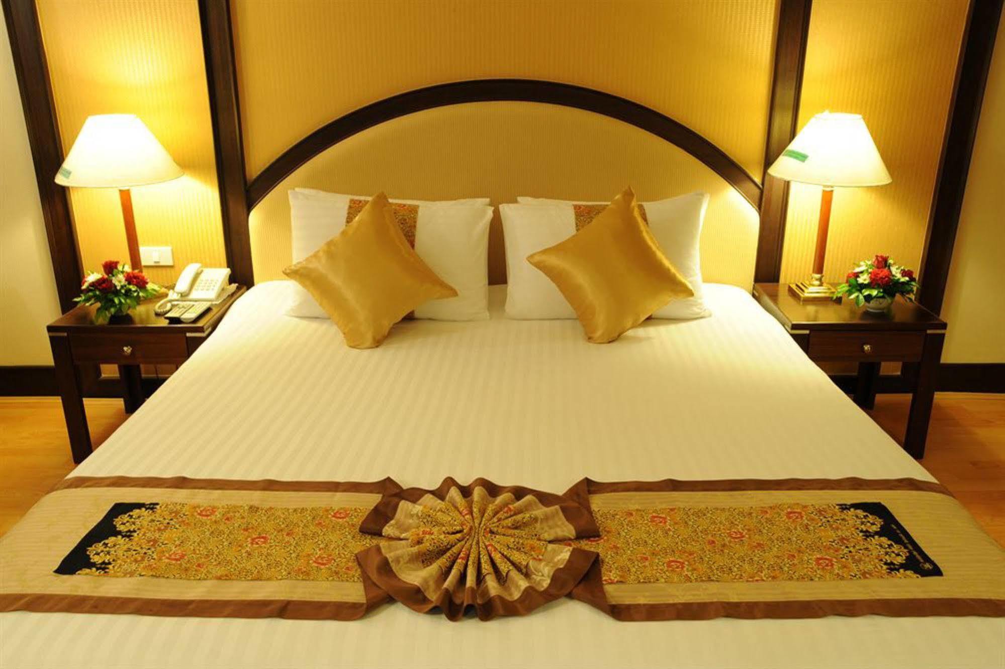 New Season Hotel Hat Yai Zewnętrze zdjęcie