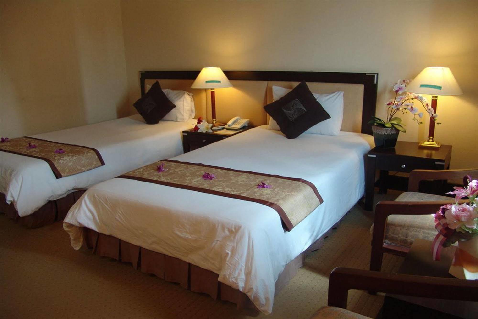 New Season Hotel Hat Yai Zewnętrze zdjęcie